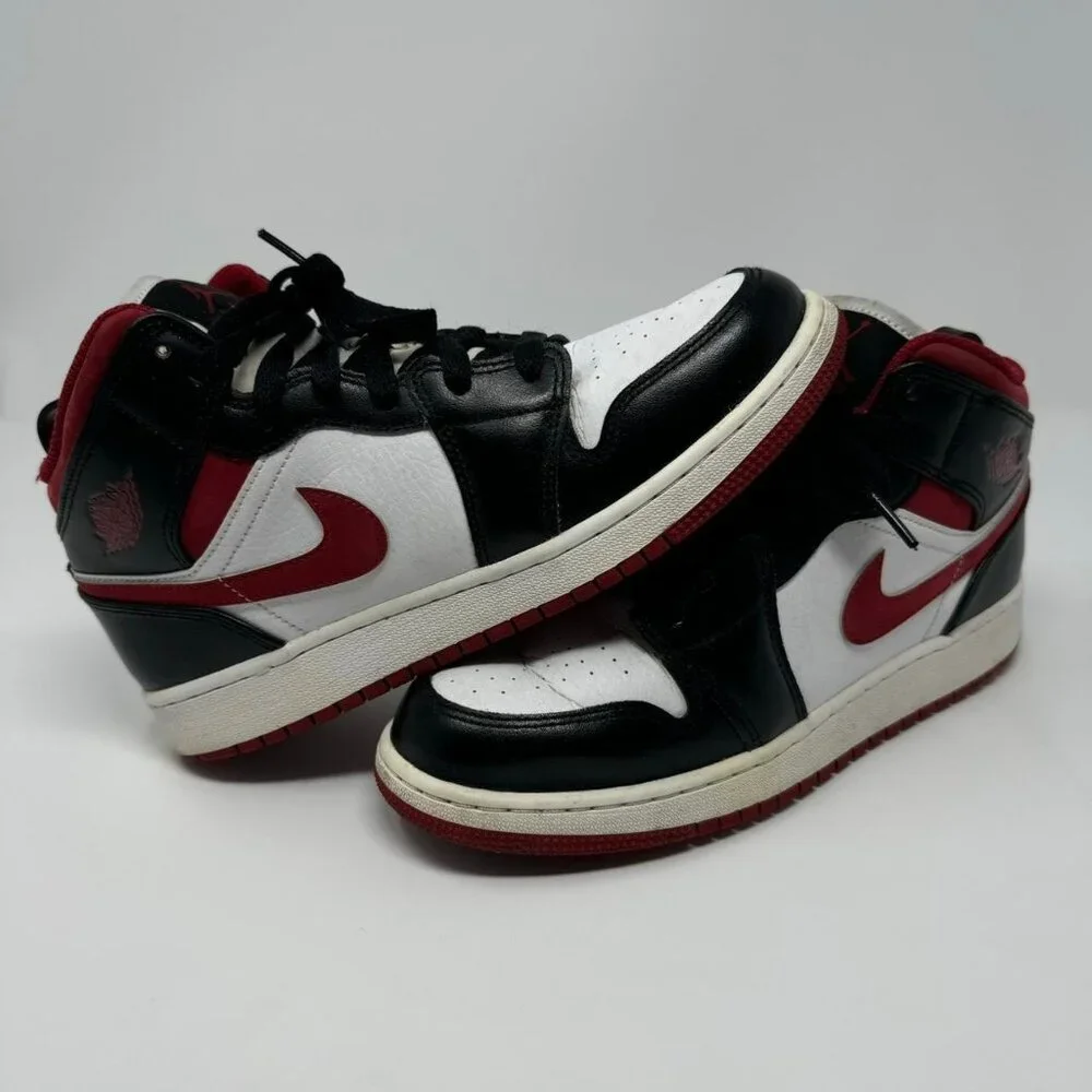 Nike Air Jordan 1 Mid GS‎ White/Gym Red DJ4695-122 Youth Size 7Y